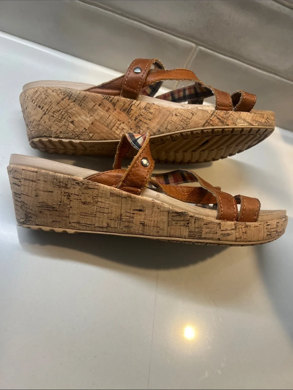 CROCS Brown A-Leigh Cork Wedge Slide Sandals with Cross Straps Size 9